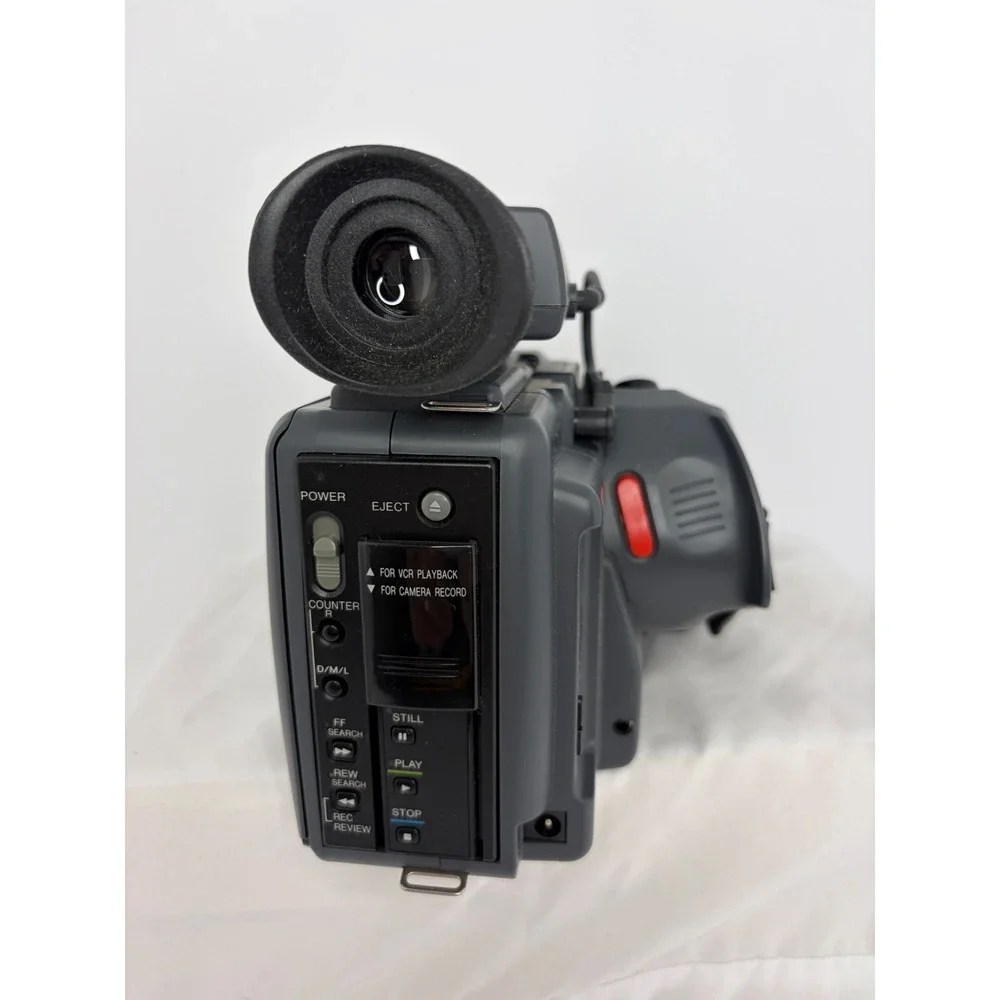 Panasonic OmniMovie VHSC PV-120 Camcorder‎ Bundle and Accessories battery no chg